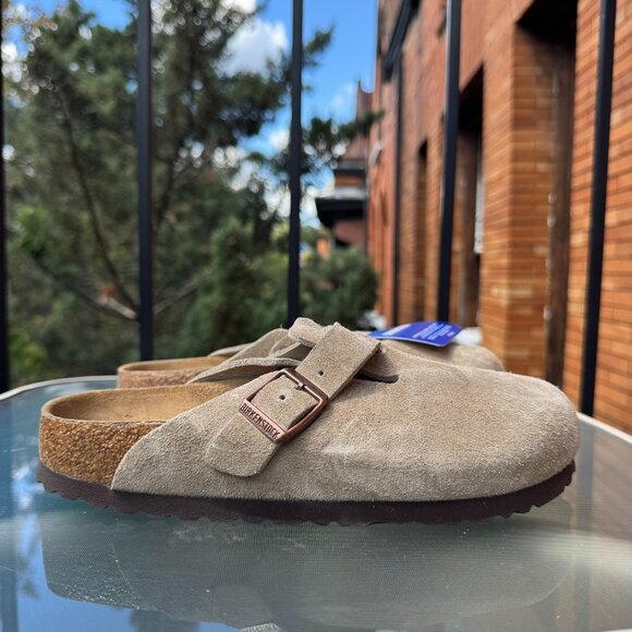 New Birkenstock Boston Soft Footbed Clogs in Taupe Suede US 7 / EUR 38 - Picture 3 of 13